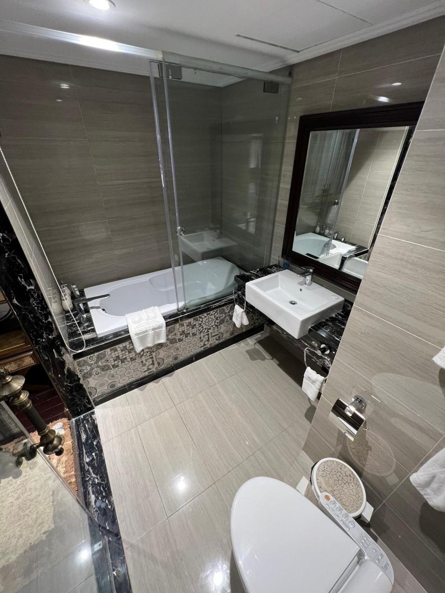 Jb Serviced Apartment Hanoi Luaran gambar